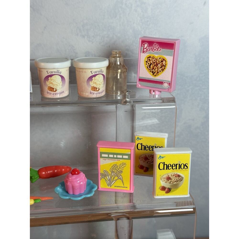 Huge Vintage 80s 90s Grocery Barbie Food Pantry Produce Frozen Bottles Goods - Picture 9 of 9